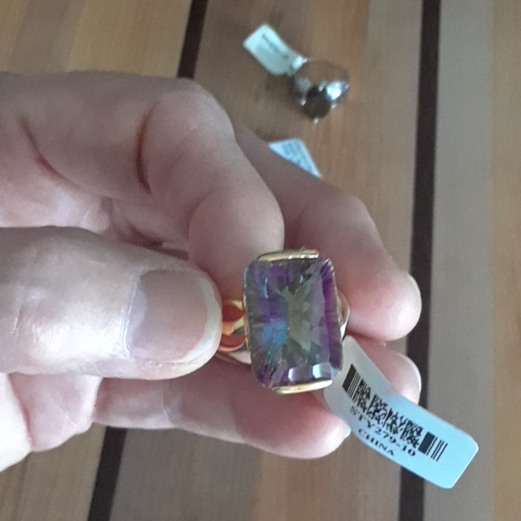 SOLD       NEW 3 RINGS - Picture 5 of 7